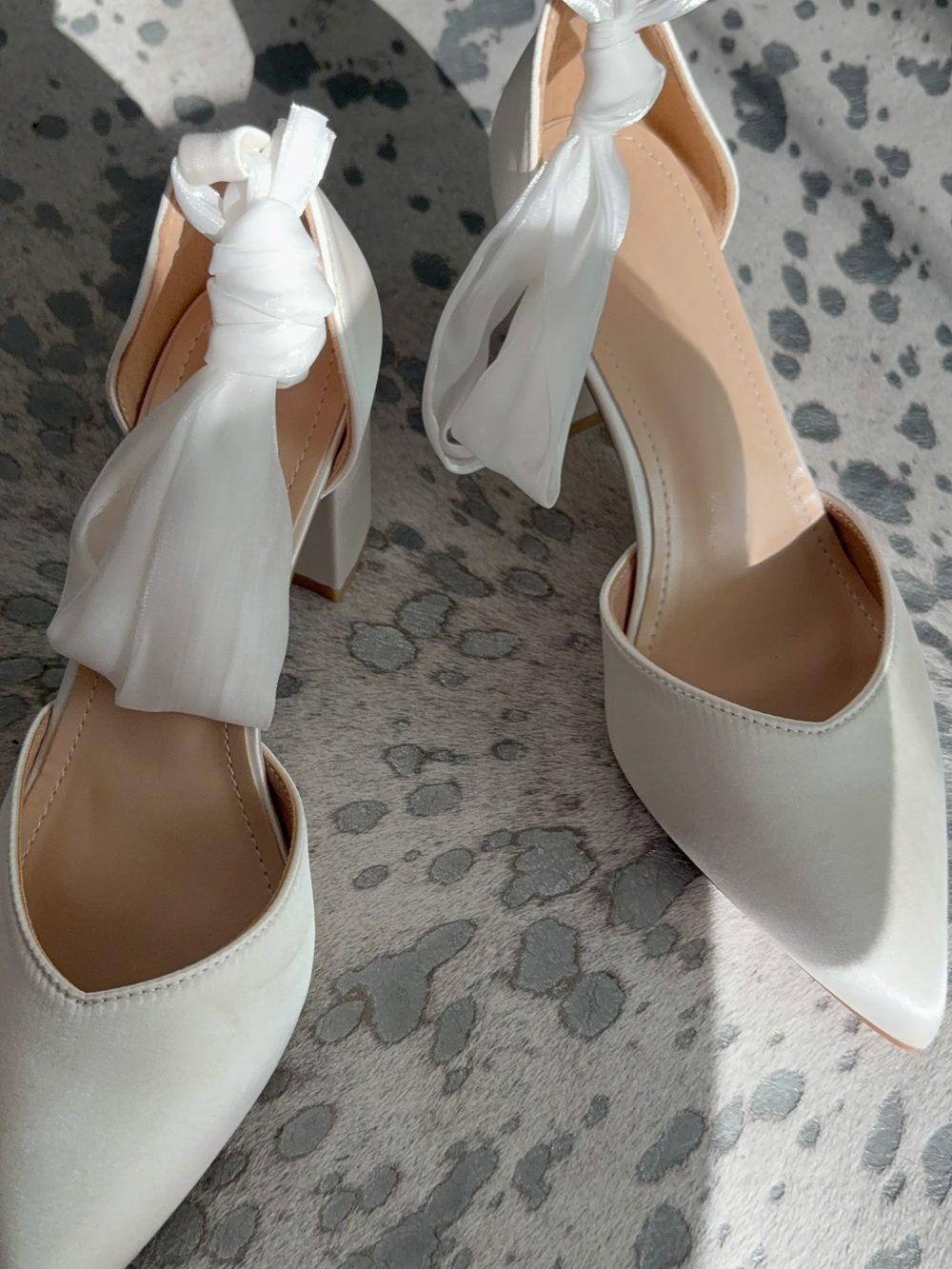 Women's White Satin Ankle-Tie Pointed-Toe Block Heel Pumps